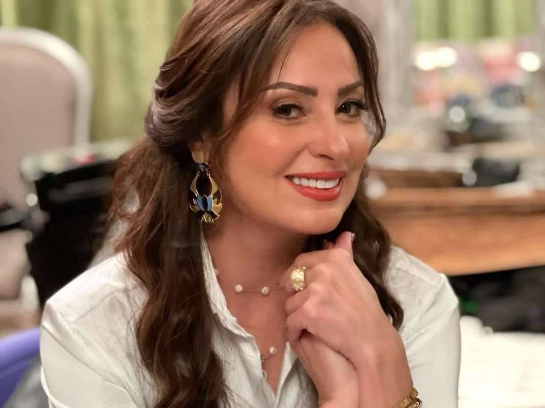 بالفيديو - نرمين الفقي تدافع عن حلا شيحة وتكشف أسباب عدم زواجها ومواصفات فتى أحلامها