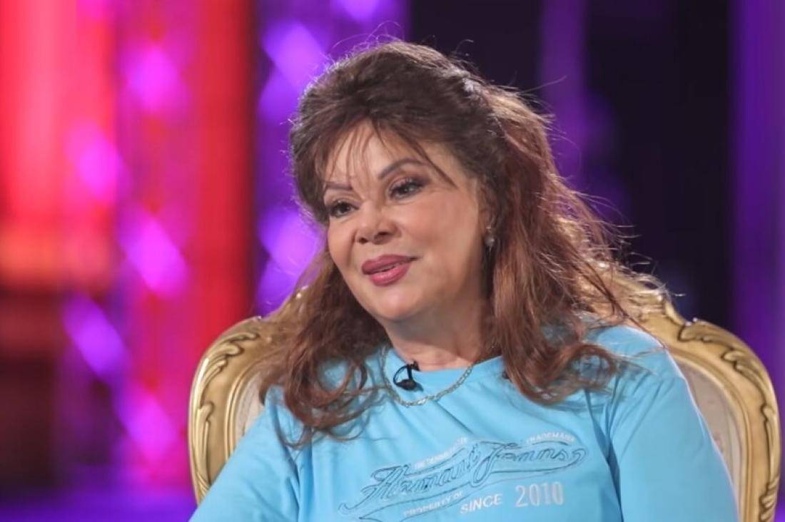 صفاء أبو السعود تعلن موعد عودتها الى الفن