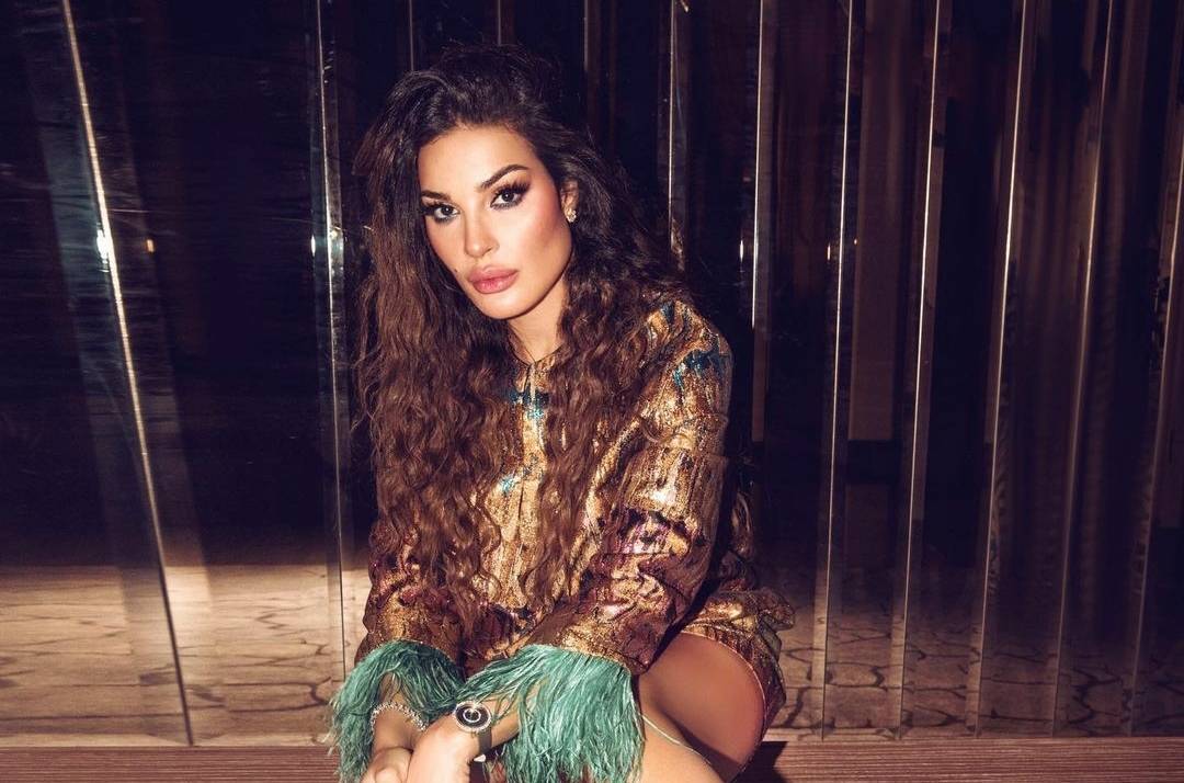 نادين نسيب نجيم تستمتع بوقتها مع خطيبها... وتتحدث عن طلاقها للمرة الأولى