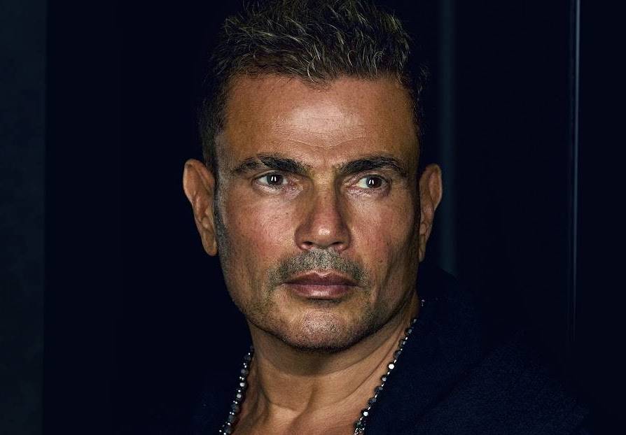 بعد غياب لسنوات طويلة... مفاجأة مميّزة من عمرو دياب للجمهور اللبناني