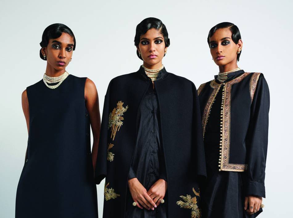 خريف DIOR بلمسات هندية أنيقة