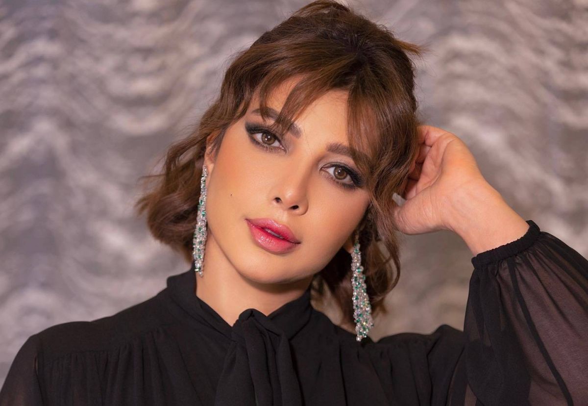 بالفيديو - انتقادات حادّة لأصالة بعد إحراجها فتاةً على المسرح