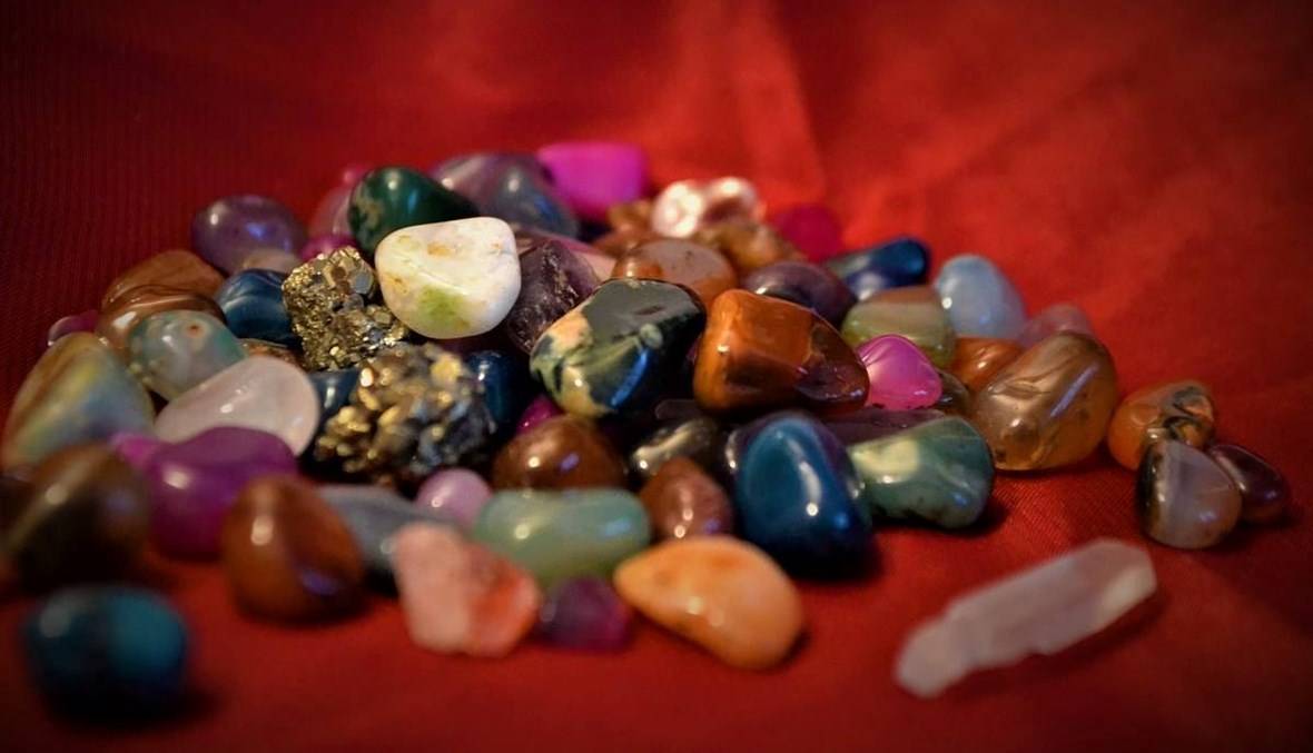 أحجار كريمة لعلاقة زوجية أفضل