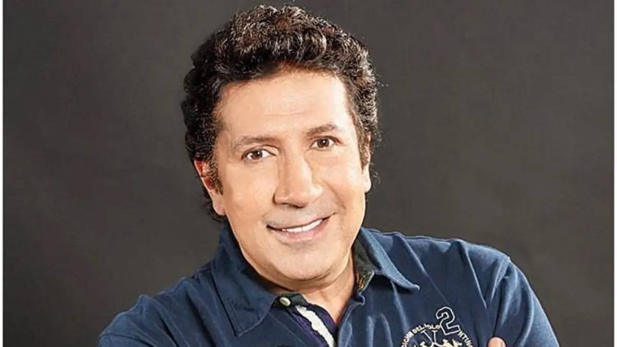 بالفيديو - هاني رمزي يسخر من أنباء هجرته إلى كندا