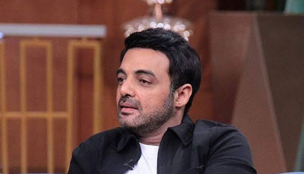 عمرو محمود ياسين يردّ على اتّهامات أشهر كومبارس له