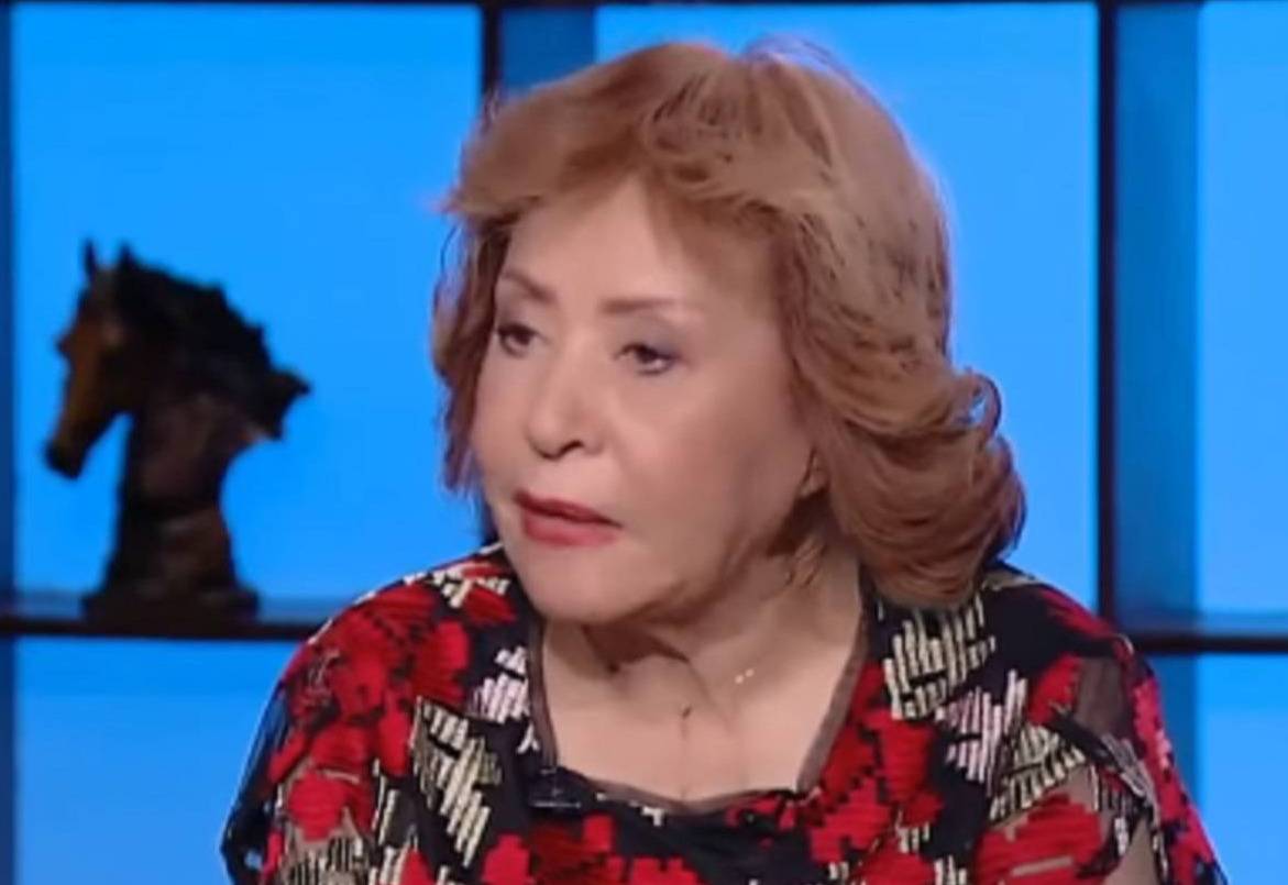 أمال رمزي تروي أسرار زيجاتها واكتشافها خيانة أحد أزواجها