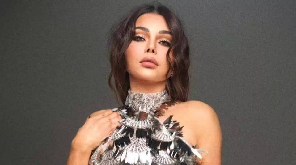 هيفاء وهبي بإطلالة رائعة للمصمّم العالمي نبيل يونس