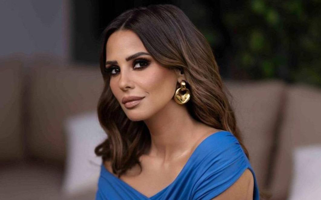 إيمان العاصي تكشف أسرار زواجها وطلاقها وتعرّضها للتحرش