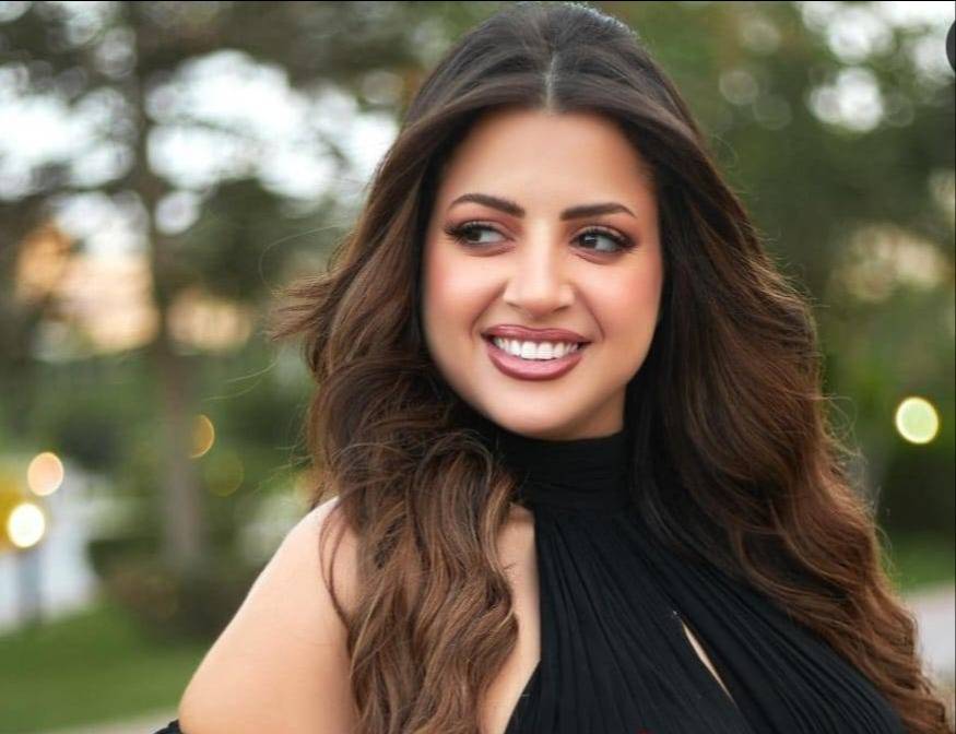 منى فاروق تعلن اعتزالها الفن لهذا السبب