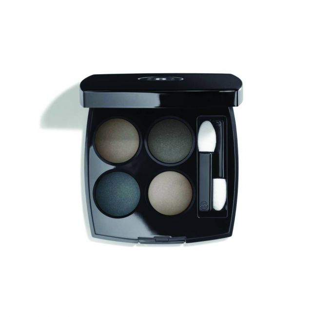 CHANEL Les 4 Ombres in 324 Blurry Blue