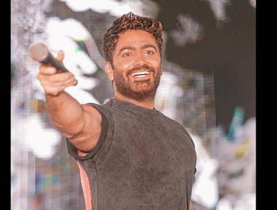 تامر حسني يثير حيرة الجمهور بصورة خاصة!؟