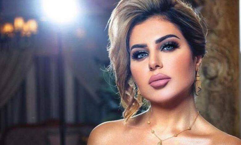 حليمة بولند في موقف محرج.. هكذا ردّت على فبركة مكالمة رونالدو