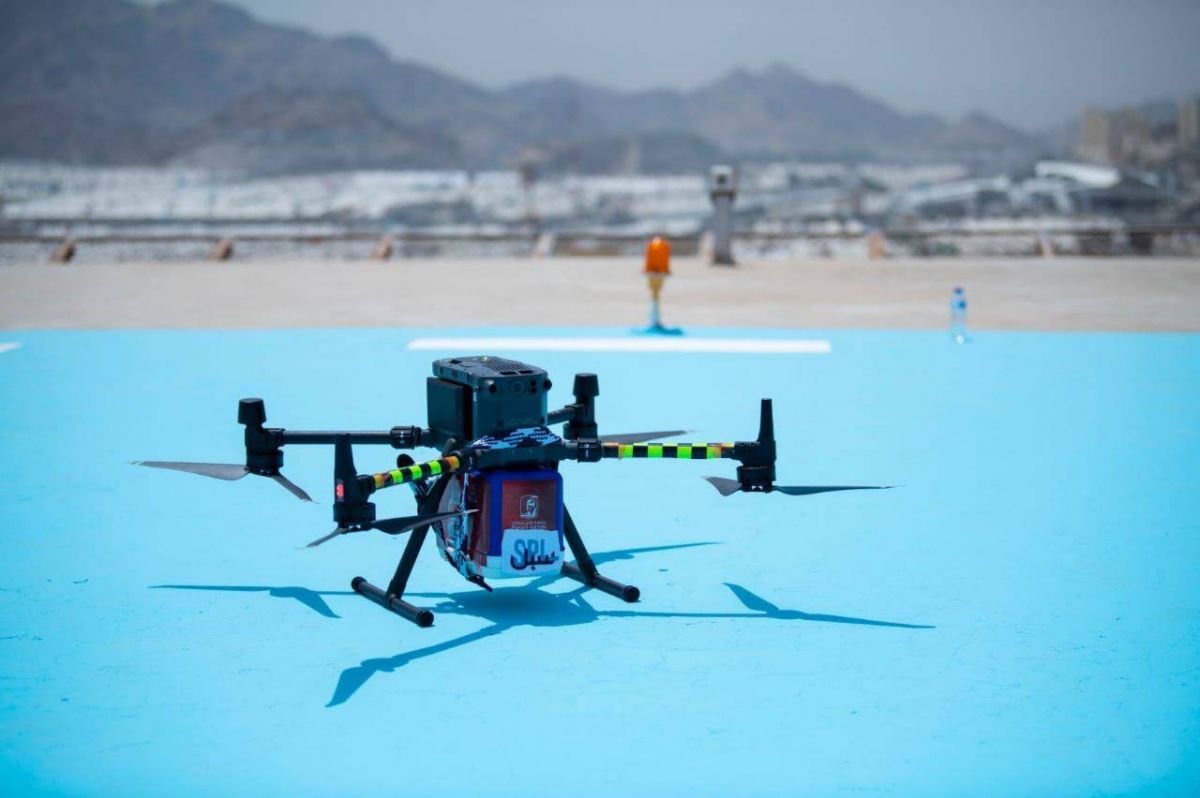 الصحة والبريد السعودي ينجحان في نقل الدم عبر الطائرات المسيّرة