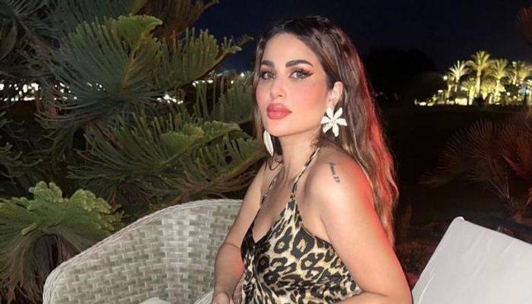 بالصور - طليقة أحمد الفيشاوي تفاجئ الجميع بزواجها من شاب يصغرها سنّاً