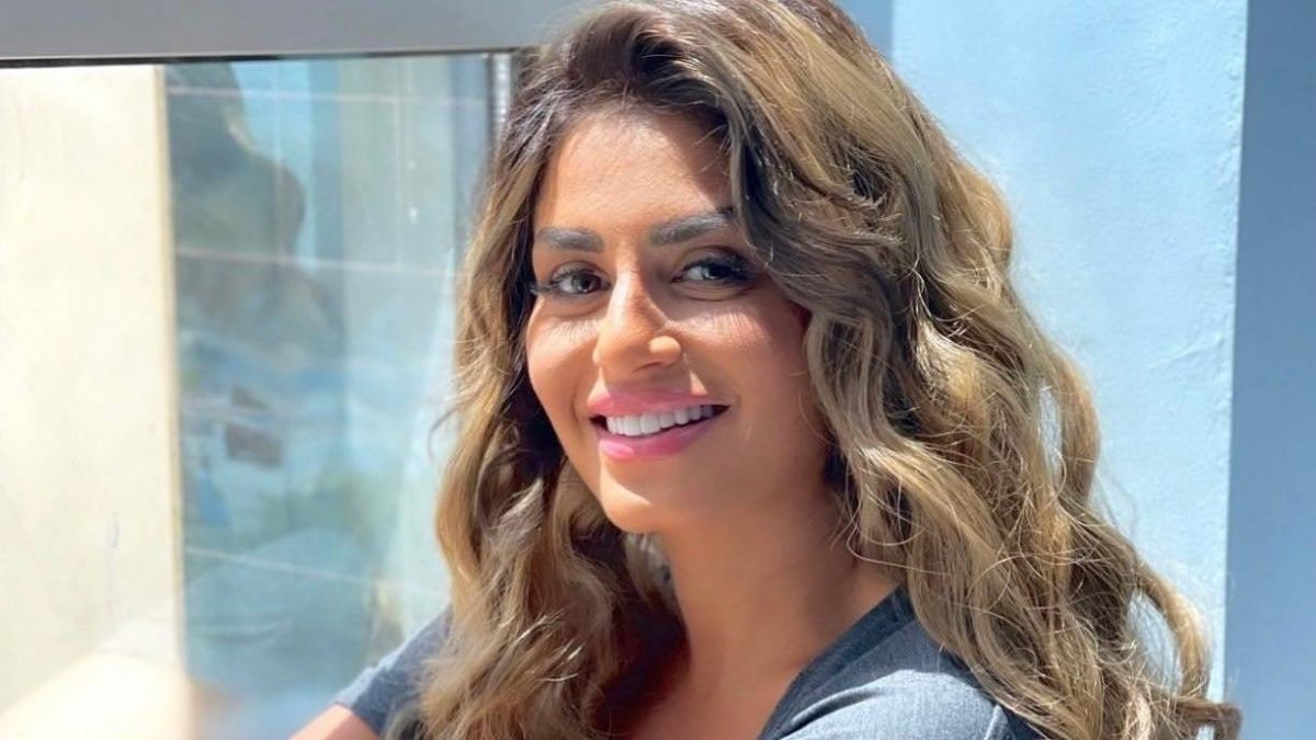 بالفيديو - منة فضالي تمازح والد الشيف التركي بوراك