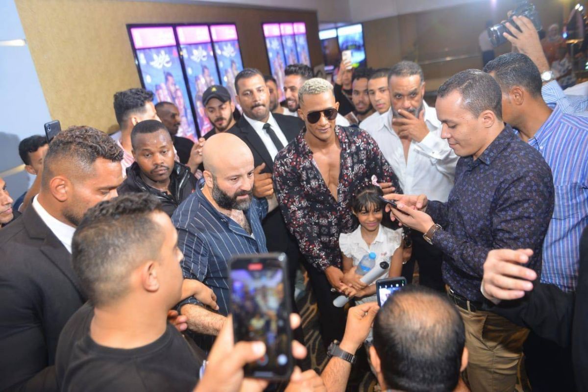 بعد المشاجرة بين حراسّه والجمهور... محمد رمضان يعلّق بفيديو