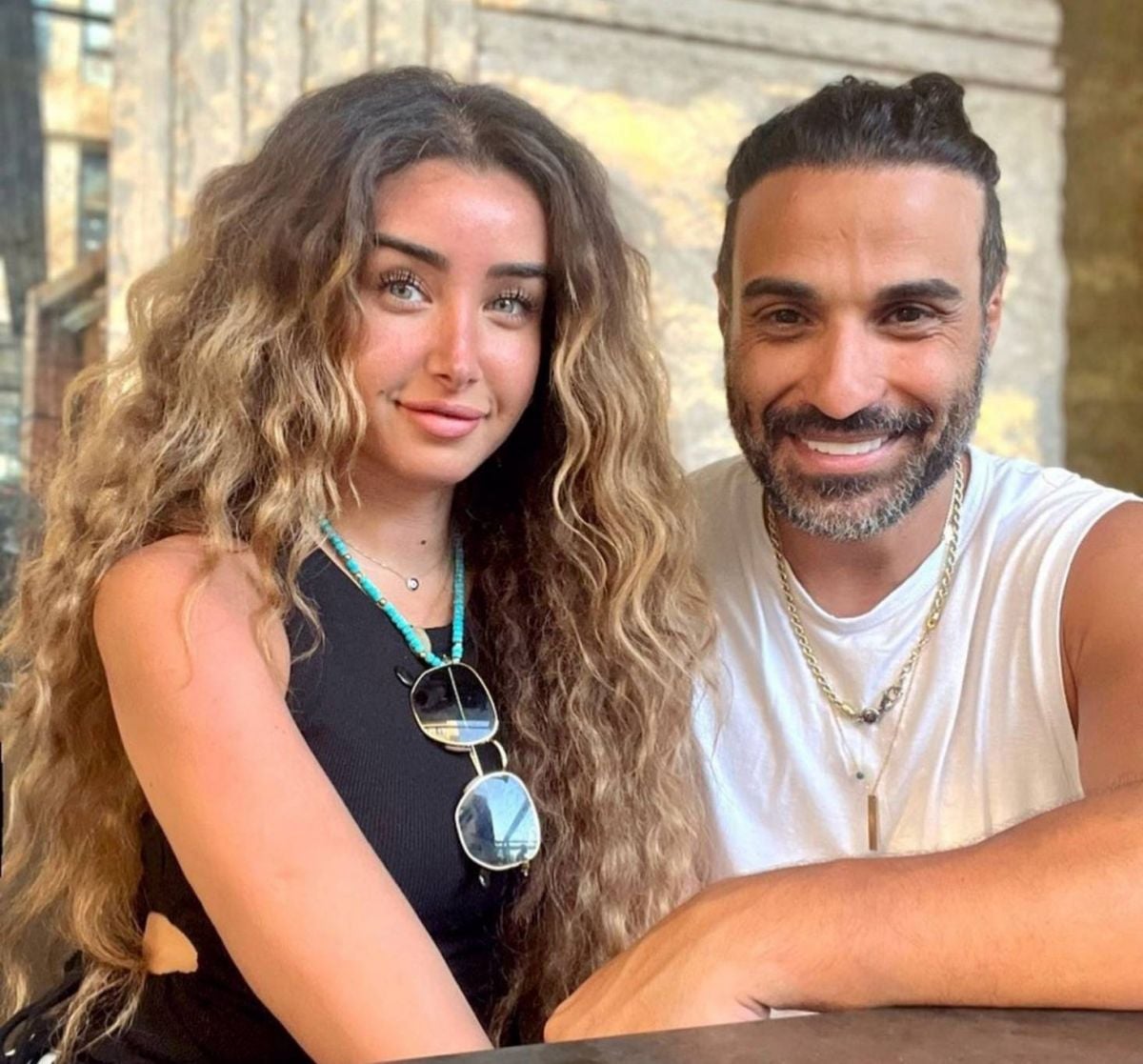 بالفيديو - هنا الزاهد تكشف سبب غضبها من أحمد فهمي في شهر العسل