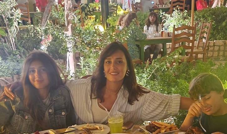 حلا شيحة تتجاهل التعليقات وتوجّه رسالة مؤثرة لأولادها