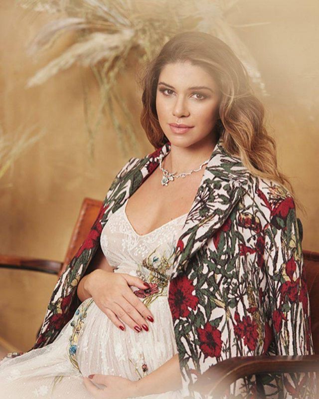 لارا اسكندر