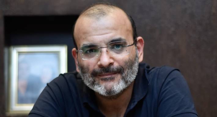 بالصور - أيمن بهجت قمر يقدّم هدية نادرة لميمي جمال