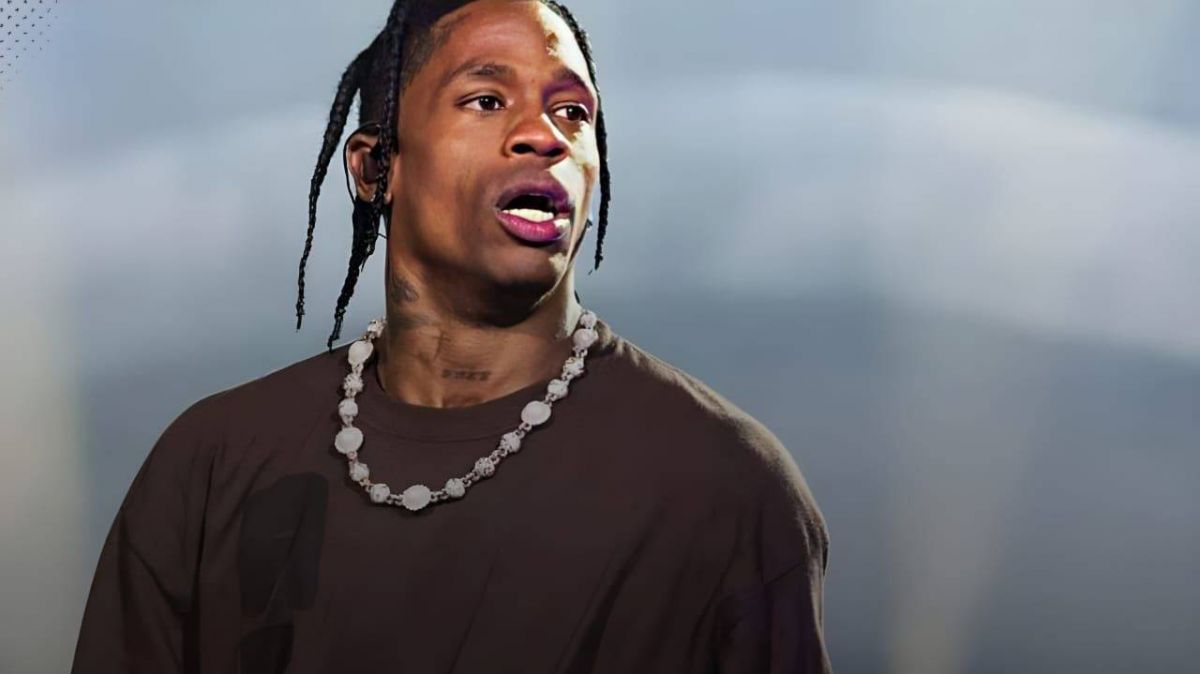 مصطفى كامل يعلّق على إصابة 60 شخصاً في حفل ترافيس سكوت بإيطاليا