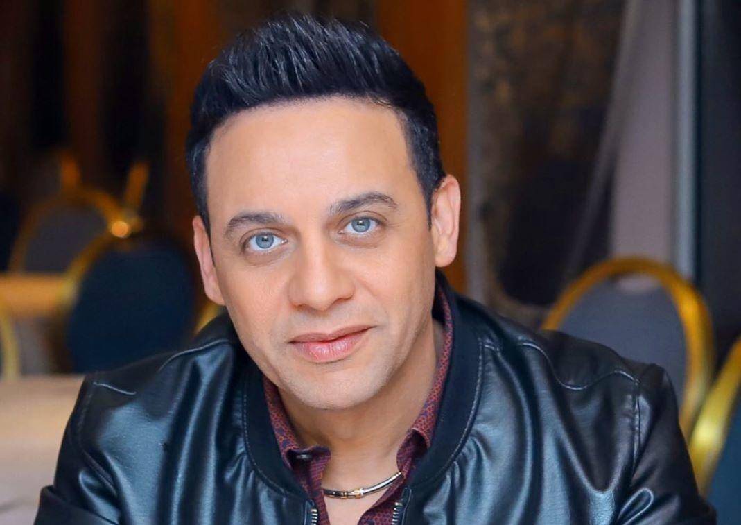 بالفيديو - مصطفى قمر يوضح حقيقة خلافاته مع محمد منير... وهذا رأيه بأغاني المهرجانات