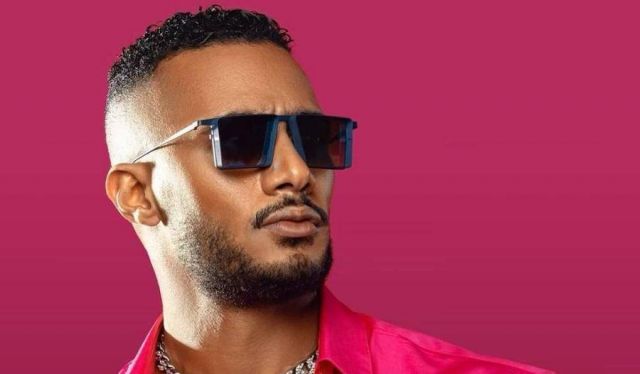 مؤلف يتهم محمد رمضان بسرقة قصيدة منه ويهدد بطلب عشرة ملايين جنيه تعويضاً