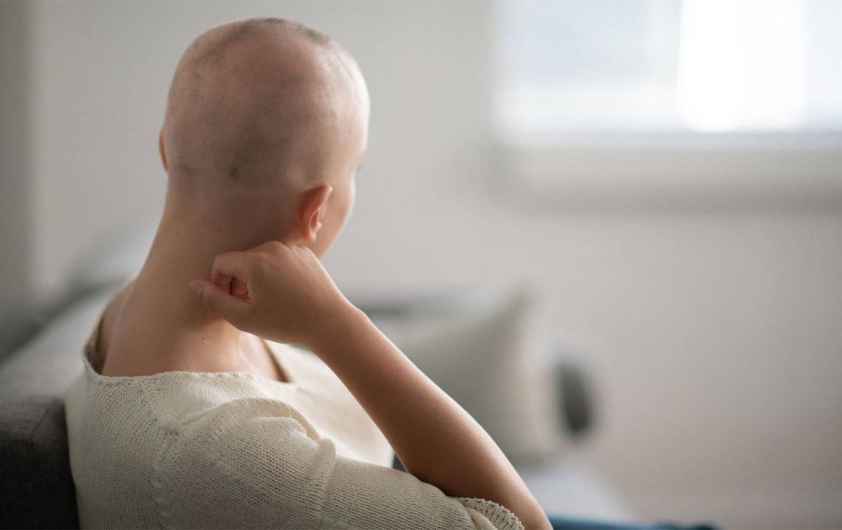 الكشف عن أخطر الأسباب التي تؤدي الى تزايد الإصابة بالسرطان لدى الشباب!!