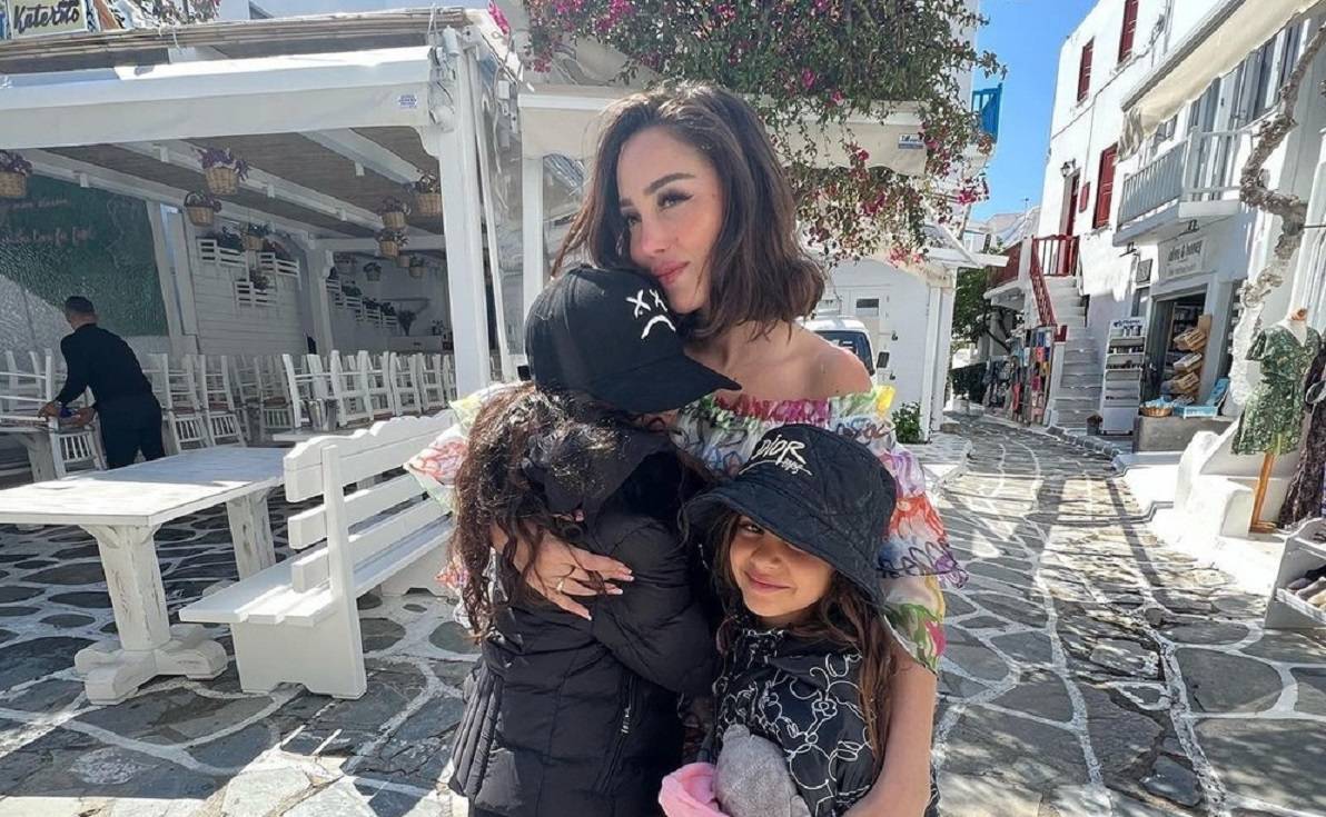 بالفيديو - بسمة بوسيل تستمتع بعطلتها مع إبنائها بهذه الطريقة