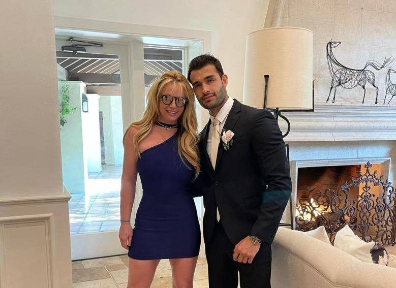 بريتني سبيرز تعلق بفيديو غريب على خبر إنفصالها!!