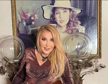 نادية الجندي تشعل مواقع التواصل بفيديو طريف مع تامر حسني