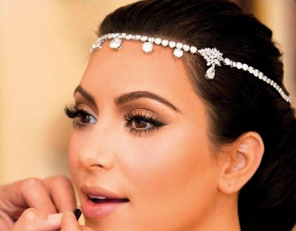 عروس على العرش... أصل الحكاية تاج الزواج