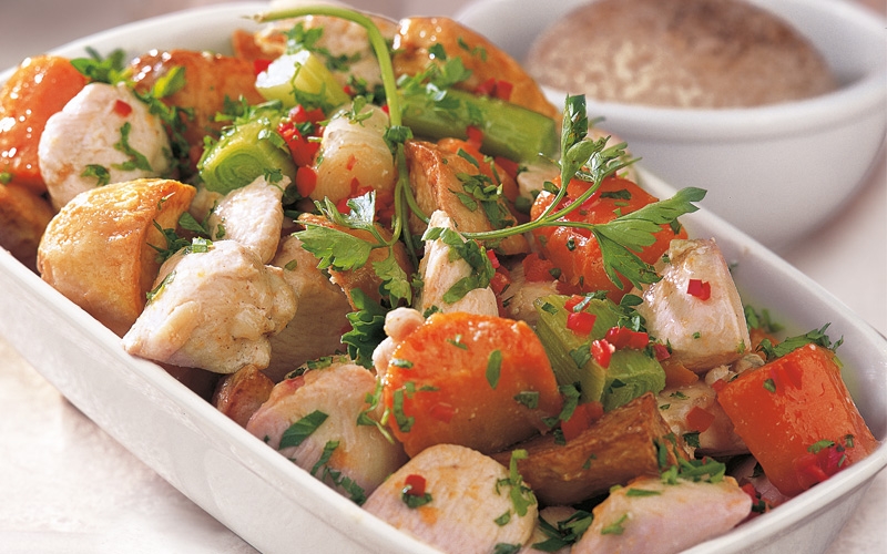 يخنة الدجاج مع الخضار