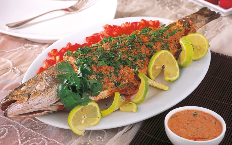 سمكة حرّة بالكزبرة