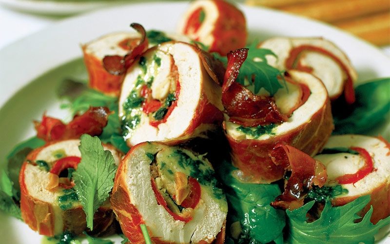 لفافة الدجاج وشرائح اللحم