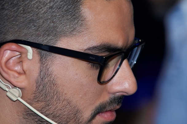 ما سر نظارتي حسن الشافعي؟