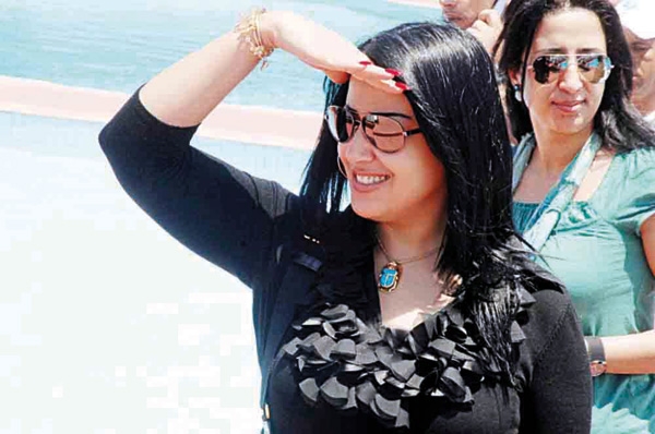 بعد فترة توقّف وشائعات سميّة الخشاب ومحمود حميدة يعودان إلى البلاتوه