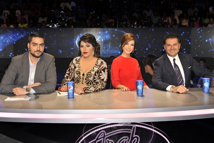 ما سبب زيارة الممثل كمال أبو ريّا استوديو Arab Idol؟