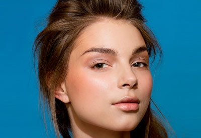 لماذا تختارين ماكياجاً من معدن؟