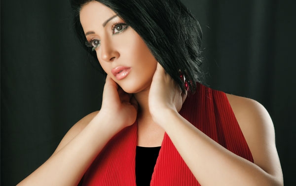 سمية الخشاب:	جنسيتي الكويتية كانت مزحة... 