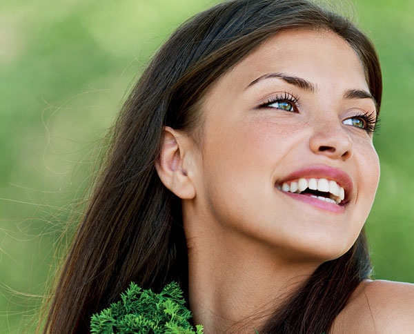 <strong>10</strong> أطعمة 'ذهبية' لصحّة شعرك