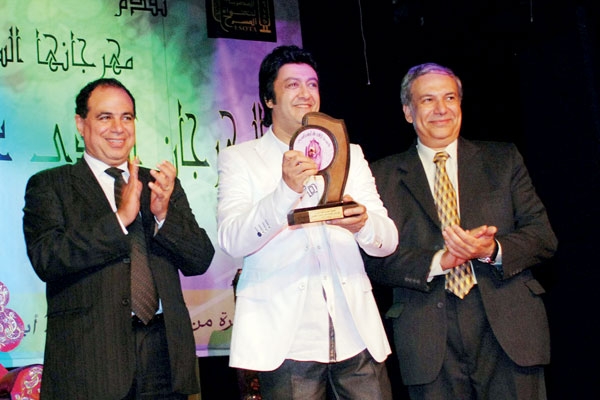 تكريم لبلبة ومنال سلامة في مهرجان المسرح العربي