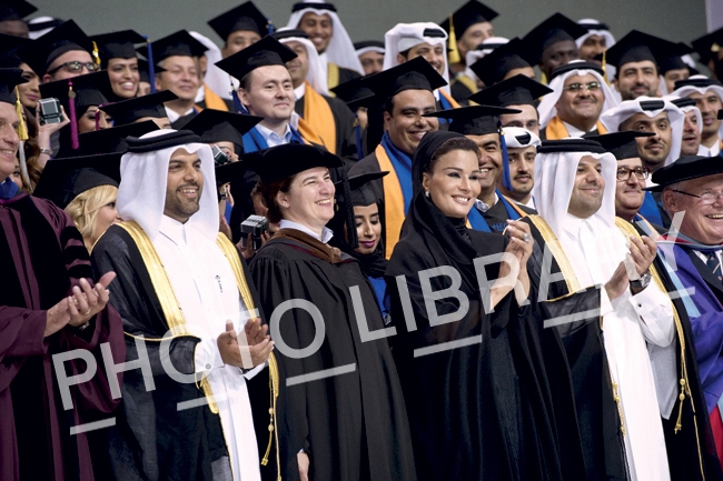 الشيخة موزا: 'أنتم الإنسان الذي استثمرنا في بنائه'