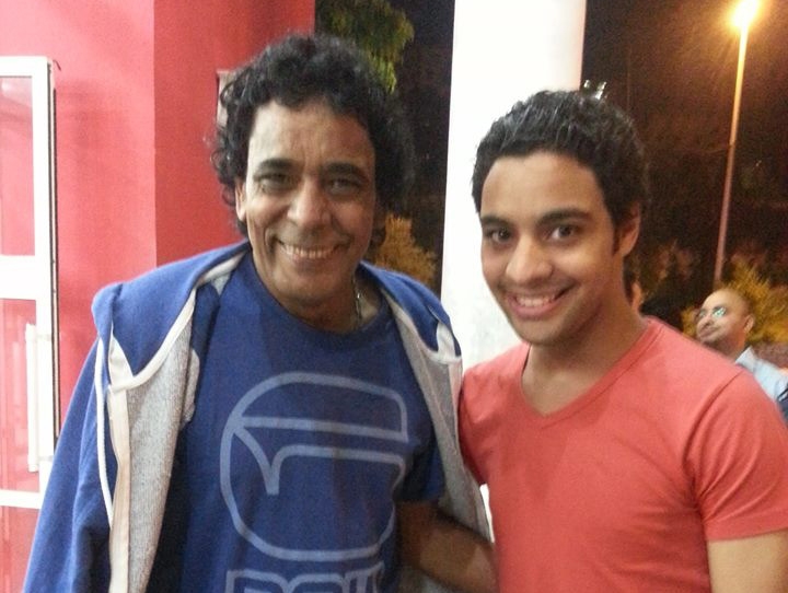 محمد منير يمضي ليلته في مسرح 2 Arab Idol ويعد أحمد جمال بمفاجأة!