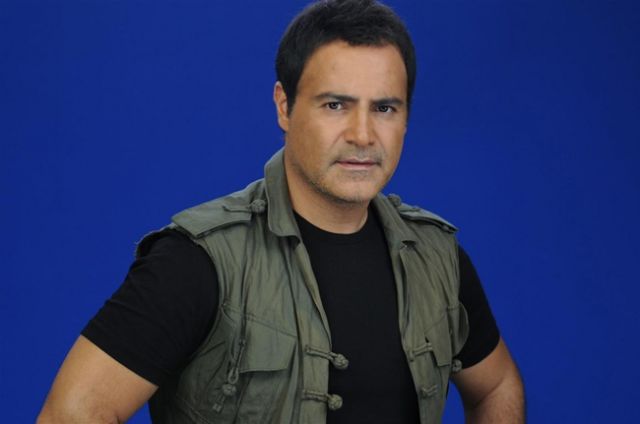 بعد رفض فيزته على أميركا، عاصي الحلاني يناشد نقابة الفنانين اللبنانيين فهل من مجيب؟