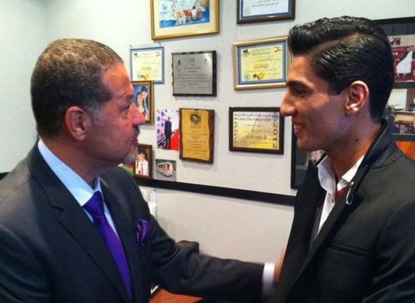 ياسر محمود عباس نجل رئيس السلطة الفلسطينية: الرئيس يقول إن محمد سيفوز باللقب!