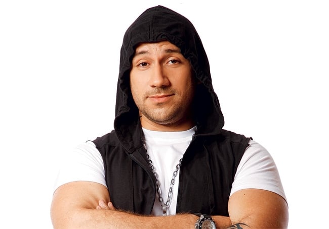 أحمد مكي: أحترم ذكاء أحمد حلمي لكنني لا أغار من أحد