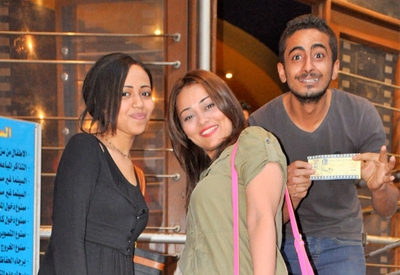 راندا البحيري تستطلع رأي جمهورها