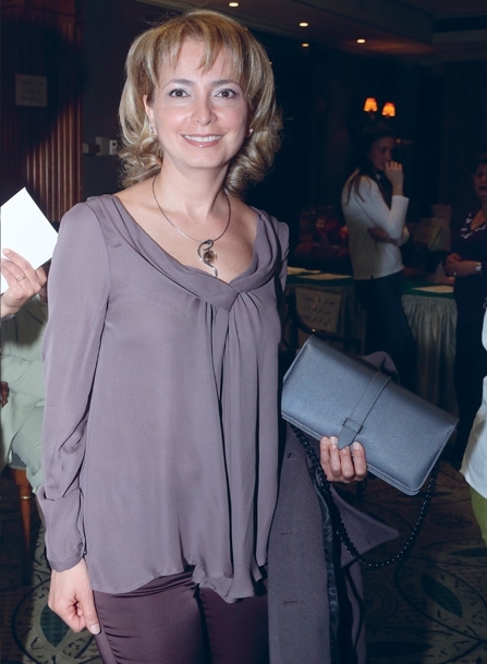 رولا موقدية