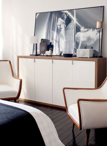 ركن  للجلوس في غرفة النوم